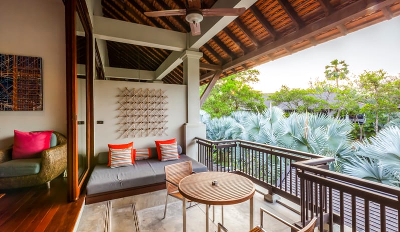 The Slate-Pearl Bed Suite 7_3329